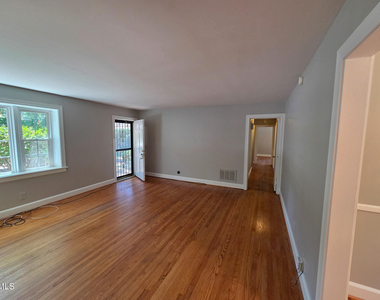 3428 Wade Avenue - Photo Thumbnail 14