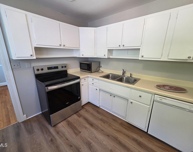 3428 Wade Avenue - Photo Thumbnail 21