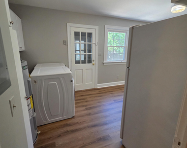 3428 Wade Avenue - Photo Thumbnail 9