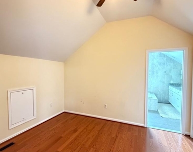 14318 Night Hawk Way - Photo Thumbnail 5