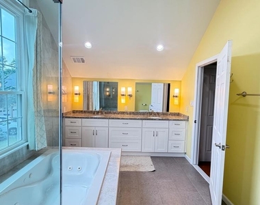 14318 Night Hawk Way - Photo Thumbnail 6