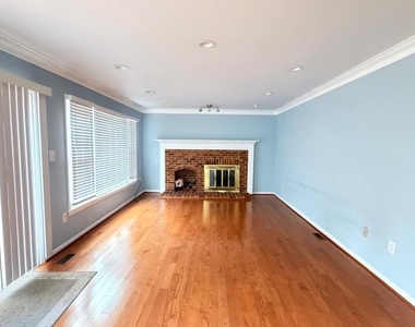 14318 Night Hawk Way - Photo Thumbnail 4