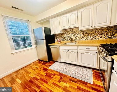 732 Quince Orchard Boulevard - Photo Thumbnail 7