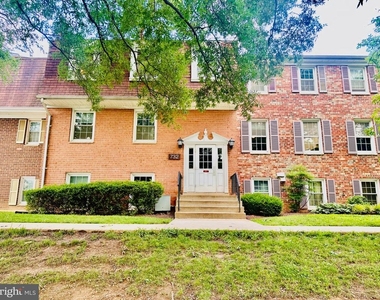 732 Quince Orchard Boulevard - Photo Thumbnail 3