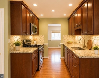 537 E Indian Spring Drive - Photo Thumbnail 12
