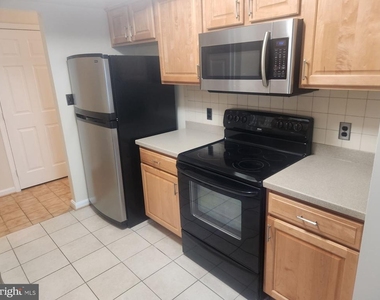 800 Amber Tree Court - Photo Thumbnail 14