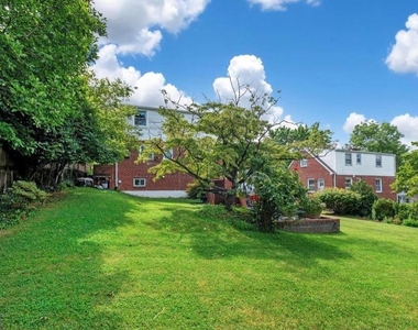 9504 Milstead Drive - Photo Thumbnail 22
