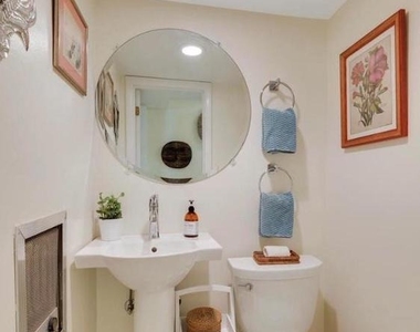 9504 Milstead Drive - Photo Thumbnail 24