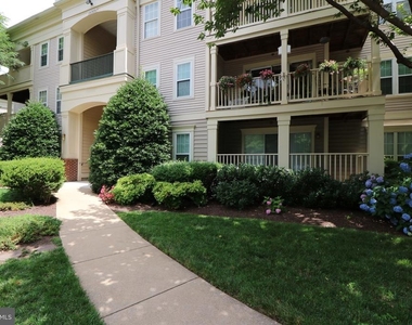 15305 Diamond Cove Terrace - Photo Thumbnail 17