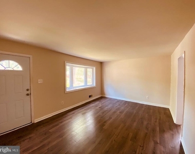 4418 Ives Street - Photo Thumbnail 4