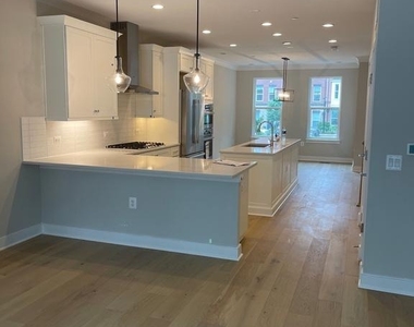10324 Grosvenor Place - Photo Thumbnail 1