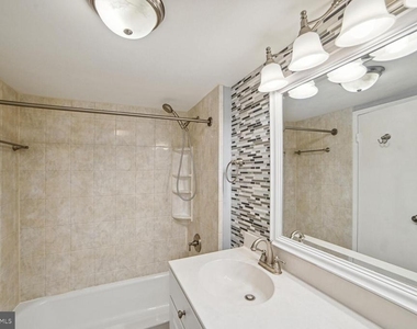 11801 Rockville Pike - Photo Thumbnail 12