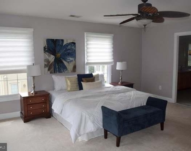 305 Flannery Lane - Photo Thumbnail 7