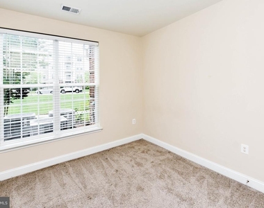 3910 Doc Berlin Drive - Photo Thumbnail 7
