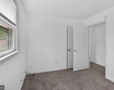 351 Calvert Street - Photo Thumbnail 9