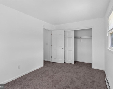 351 Calvert Street - Photo Thumbnail 6