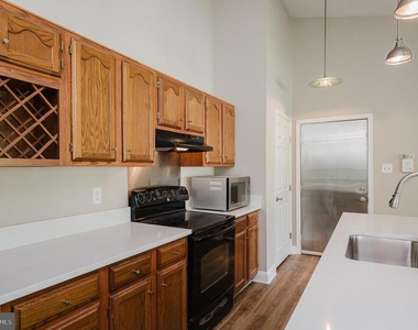 3100 Cardinal Way - Photo Thumbnail 6