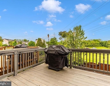 6338 Towncrest Court - Photo Thumbnail 24