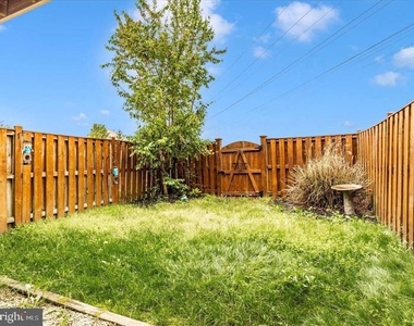 6338 Towncrest Court - Photo Thumbnail 28