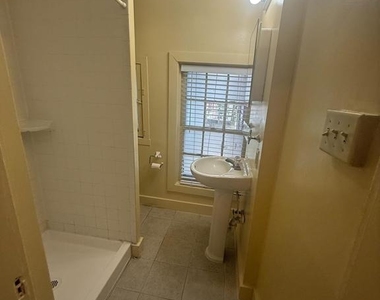 221 Market Street - Photo Thumbnail 12
