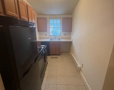 221 Market Street - Photo Thumbnail 9
