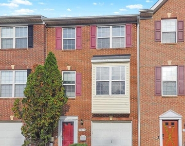 11540 Leland Place - Photo Thumbnail 4