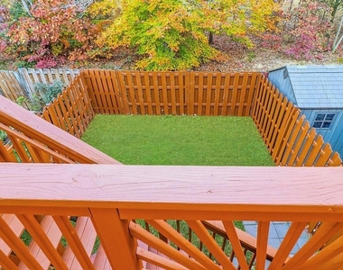 11540 Leland Place - Photo Thumbnail 6