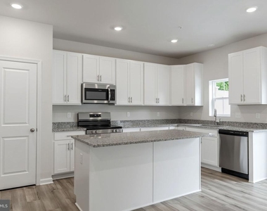 5616 Ludlow Place - Photo Thumbnail 17