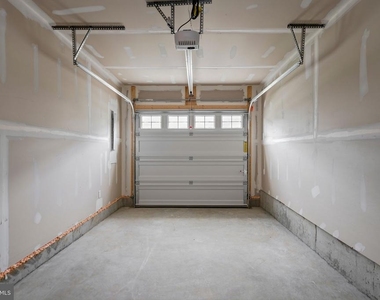 5616 Ludlow Place - Photo Thumbnail 13