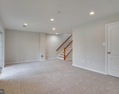 2895 Sedgemore Place - Photo Thumbnail 32
