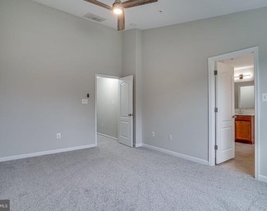 2895 Sedgemore Place - Photo Thumbnail 24