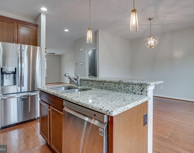2895 Sedgemore Place - Photo Thumbnail 14