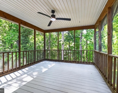 5118 Coach Court - Photo Thumbnail 10