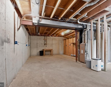 5118 Coach Court - Photo Thumbnail 22