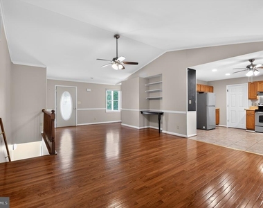 5118 Coach Court - Photo Thumbnail 5