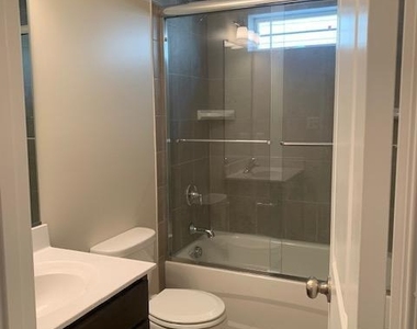 9208 Dayton Avenue - Photo Thumbnail 18
