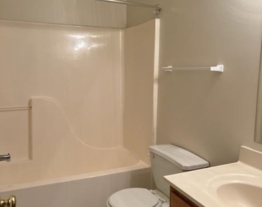 4017 15th Street - Photo Thumbnail 10