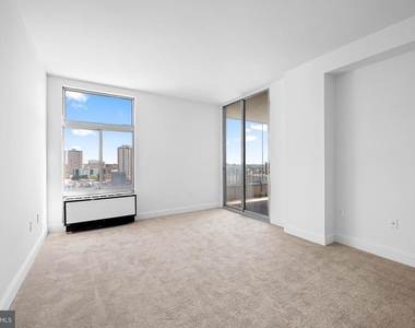 28 Allegheny Avenue - Photo Thumbnail 17