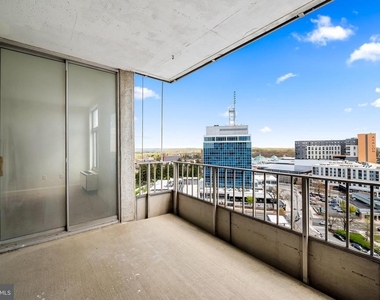 28 Allegheny Avenue - Photo Thumbnail 20