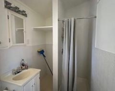 11403 Lakeside Dr - Photo Thumbnail 13