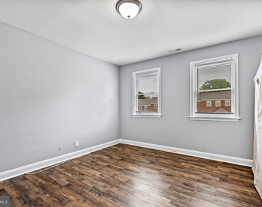 1015 Lyndhurst Street - Photo Thumbnail 27