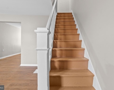 3427 Ravenwood Avenue - Photo Thumbnail 13