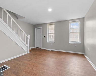 3427 Ravenwood Avenue - Photo Thumbnail 3