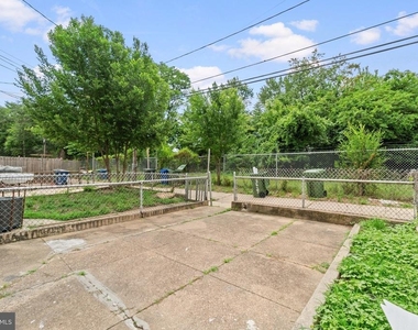 3427 Ravenwood Avenue - Photo Thumbnail 23