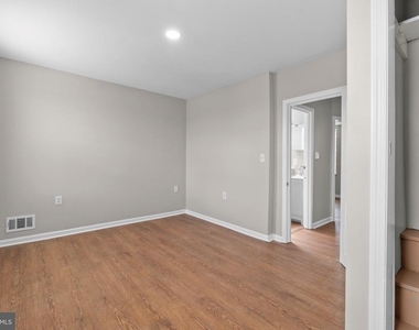 3427 Ravenwood Avenue - Photo Thumbnail 20