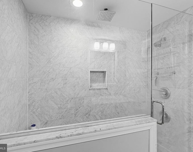 601 S Rose Street - Photo Thumbnail 19