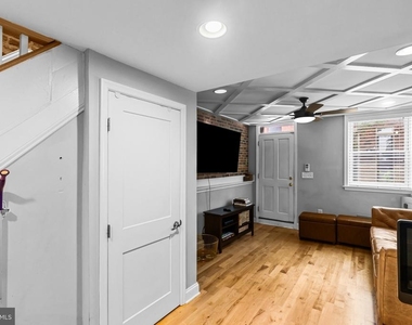 601 S Rose Street - Photo Thumbnail 11