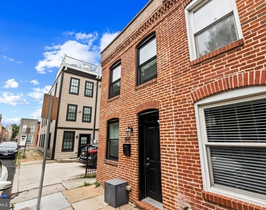 601 S Rose Street - Photo Thumbnail 1
