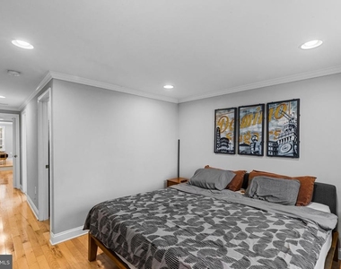 601 S Rose Street - Photo Thumbnail 14