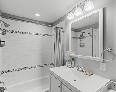 601 S Rose Street - Photo Thumbnail 24